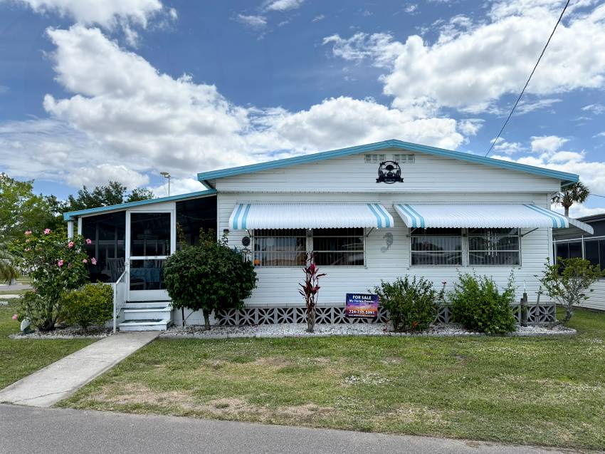 Mobile home for sale in Palmetto, FL